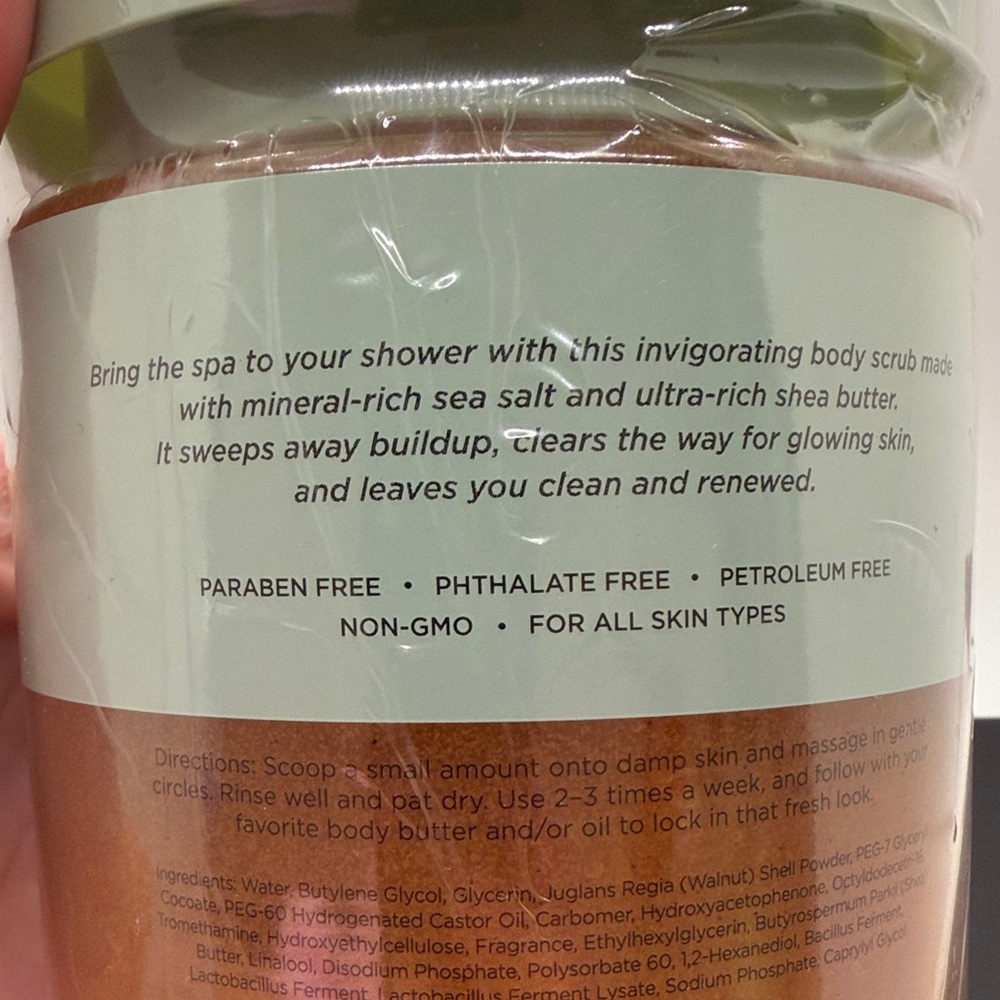 Firming & Toning Body Scrub from Botibae. The finest Korean Skincare. - Picture 6 of 6